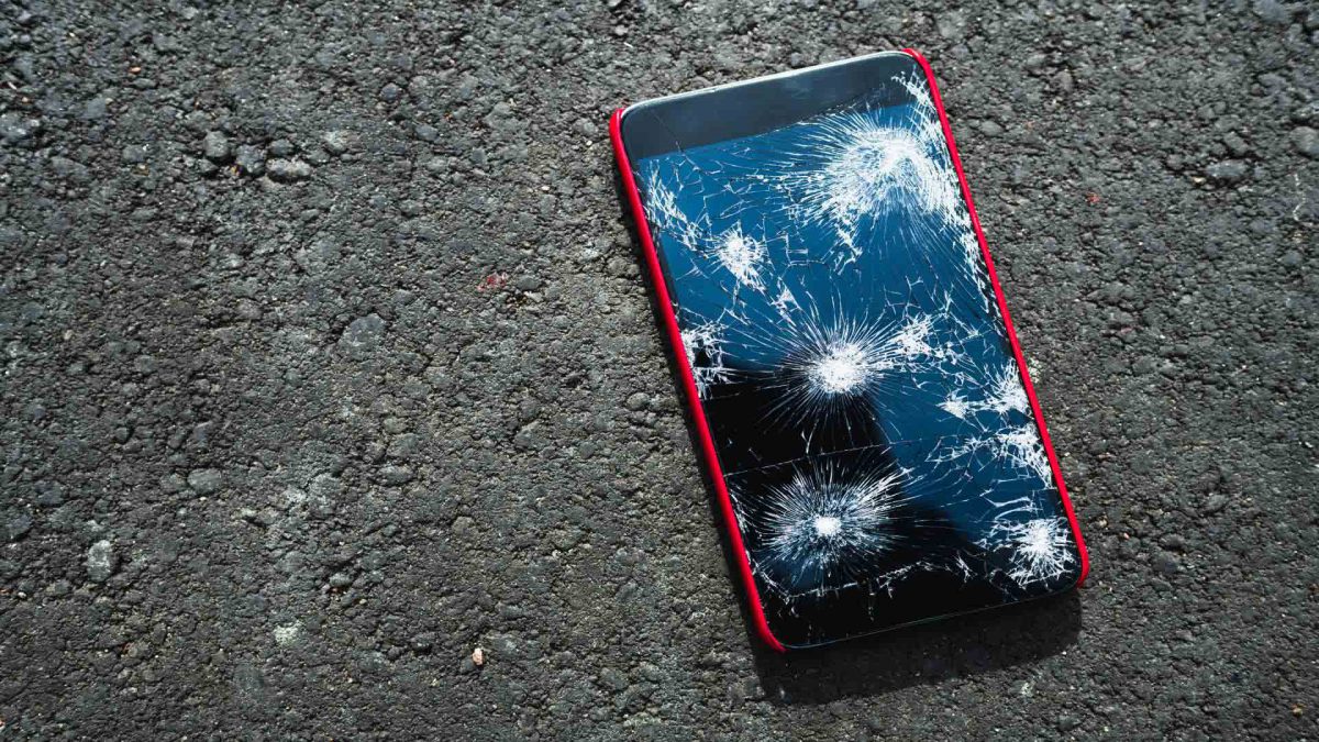 smartphone uszkodzony ekran